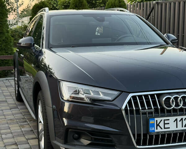 Синий Ауди А4 Олроуд, объемом двигателя 1.97 л и пробегом 219 тыс. км за 23600 $, фото 2 на Automoto.ua