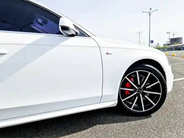 Белый Ауди А4, объемом двигателя 2 л и пробегом 102 тыс. км за 13300 $, фото 11 на Automoto.ua