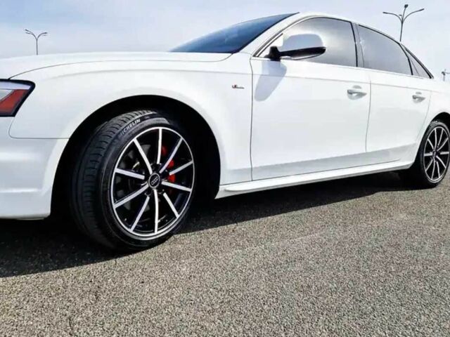 Белый Ауди А4, объемом двигателя 2 л и пробегом 102 тыс. км за 13300 $, фото 3 на Automoto.ua