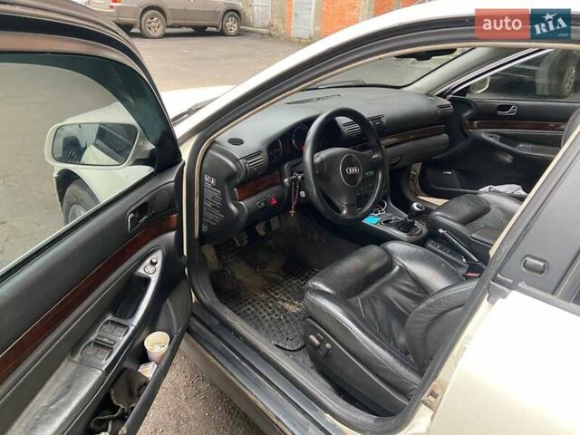 Білий Ауді А4, об'ємом двигуна 1.9 л та пробігом 280 тис. км за 3200 $, фото 4 на Automoto.ua