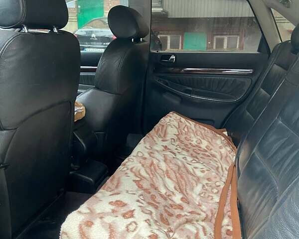 Білий Ауді А4, об'ємом двигуна 1.9 л та пробігом 280 тис. км за 3200 $, фото 6 на Automoto.ua