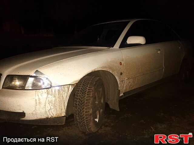 Білий Ауді А4, об'ємом двигуна 1.9 л та пробігом 290 тис. км за 2000 $, фото 5 на Automoto.ua