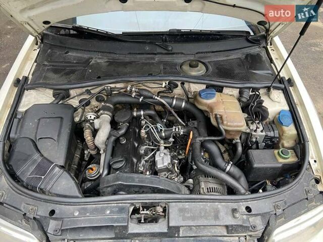 Білий Ауді А4, об'ємом двигуна 1.9 л та пробігом 280 тис. км за 3200 $, фото 7 на Automoto.ua