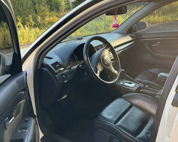 Білий Ауді А4, об'ємом двигуна 1.98 л та пробігом 223 тис. км за 4450 $, фото 7 на Automoto.ua