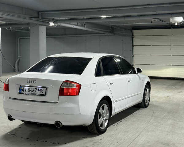 Белый Ауди А4, объемом двигателя 2.4 л и пробегом 200 тыс. км за 3500 $, фото 3 на Automoto.ua