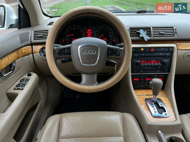 Белый Ауди А4, объемом двигателя 1.98 л и пробегом 177 тыс. км за 4900 $, фото 23 на Automoto.ua