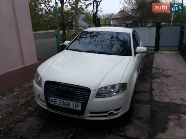 Білий Ауді А4, об'ємом двигуна 1.6 л та пробігом 196 тис. км за 6000 $, фото 2 на Automoto.ua