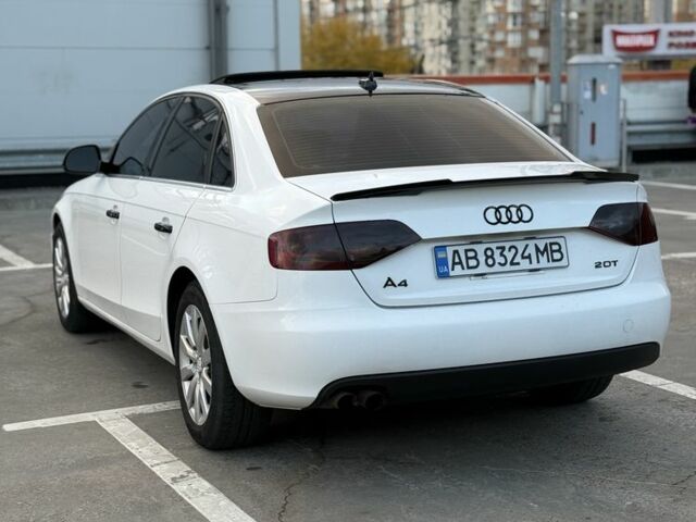 Белый Ауди А4, объемом двигателя 2 л и пробегом 271 тыс. км за 7500 $, фото 3 на Automoto.ua