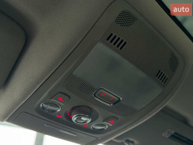 Білий Ауді А4, об'ємом двигуна 1.98 л та пробігом 280 тис. км за 8499 $, фото 18 на Automoto.ua