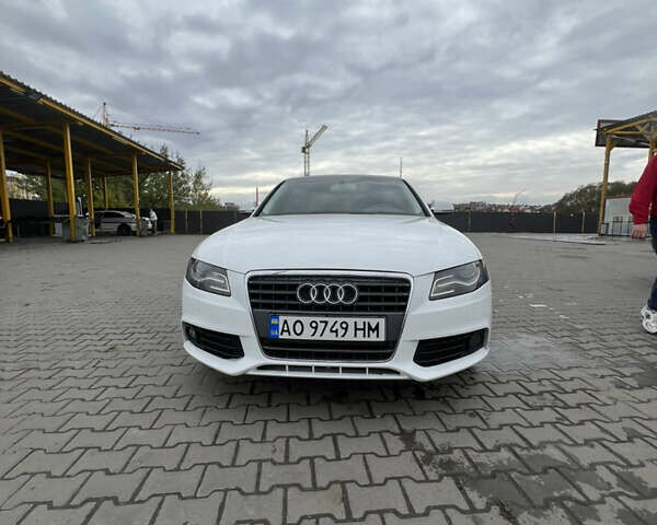 Ауди А4 2008 в Хмельницком на Automoto.ua Белый Ауди А4, объемом двигателя 1.97 л и пробегом 244 тыс. км за 8500 $, фото 1 на Automoto.ua