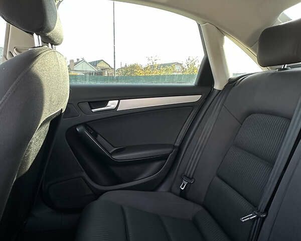 Ауди А4 2008 в Александрие на Automoto.ua Белый Ауди А4, объемом двигателя 1.8 л и пробегом 339 тыс. км за 7950 $, фото 11 на Automoto.ua