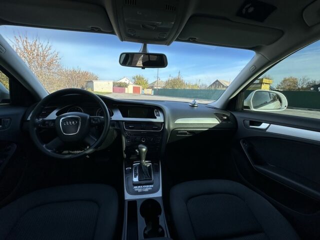 Ауди А4 2008 в Александрие на Automoto.ua Белый Ауди А4, объемом двигателя 1.8 л и пробегом 339 тыс. км за 8000 $, фото 10 на Automoto.ua