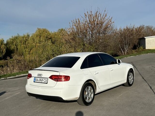 Ауди А4 2008 в Александрие на Automoto.ua Белый Ауди А4, объемом двигателя 1.8 л и пробегом 339 тыс. км за 8000 $, фото 2 на Automoto.ua