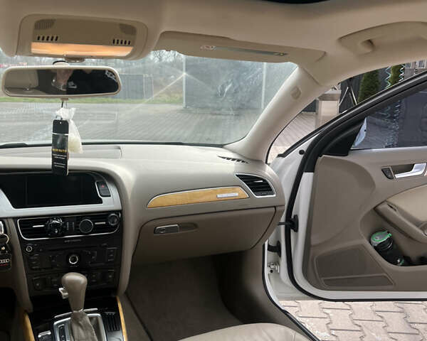 Білий Ауді А4, об'ємом двигуна 2 л та пробігом 280 тис. км за 8200 $, фото 6 на Automoto.ua