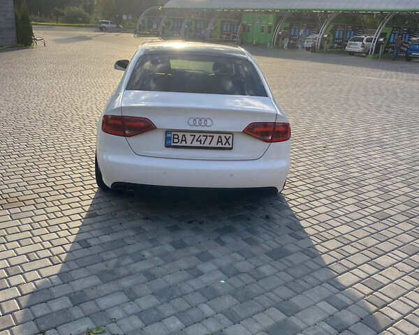 Белый Ауди А4, объемом двигателя 1.8 л и пробегом 264 тыс. км за 8500 $, фото 7 на Automoto.ua