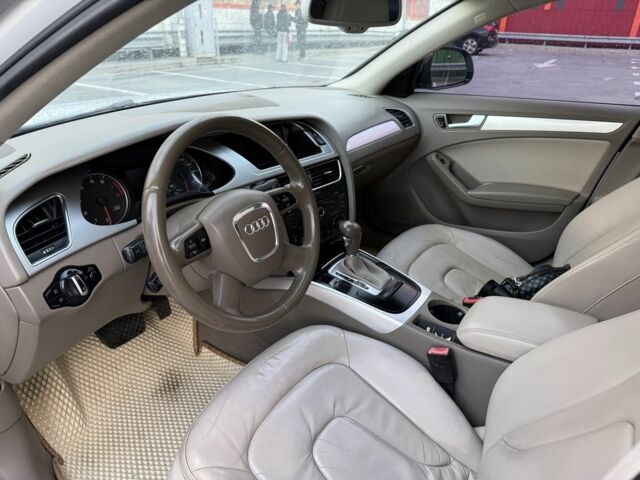 Белый Ауди А4, объемом двигателя 2 л и пробегом 271 тыс. км за 7500 $, фото 5 на Automoto.ua