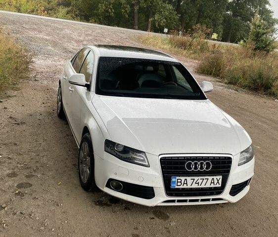 Белый Ауди А4, объемом двигателя 1.8 л и пробегом 270 тыс. км за 9500 $, фото 1 на Automoto.ua