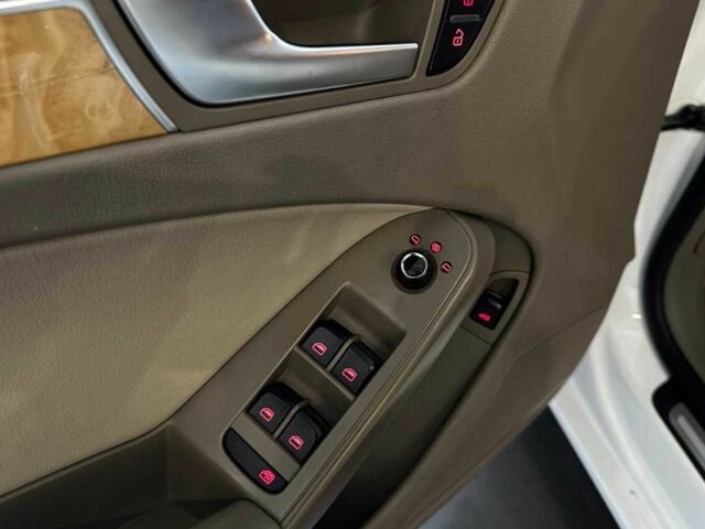 Белый Ауди А4, объемом двигателя 2 л и пробегом 280 тыс. км за 8499 $, фото 17 на Automoto.ua