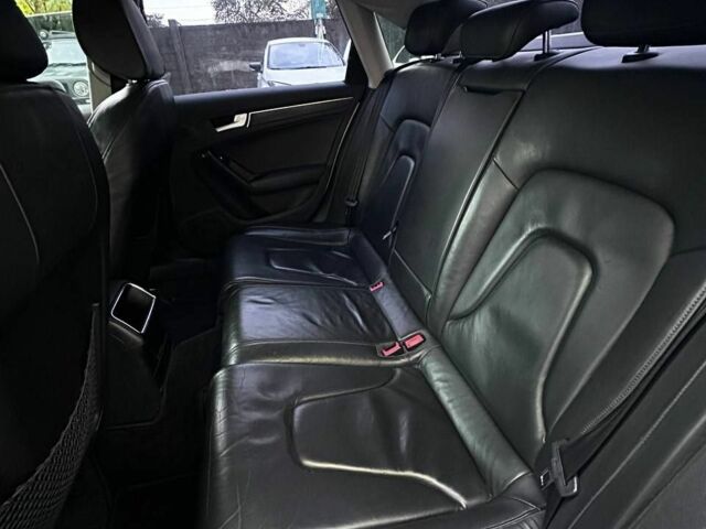 Белый Ауди А4, объемом двигателя 2 л и пробегом 145 тыс. км за 8900 $, фото 11 на Automoto.ua