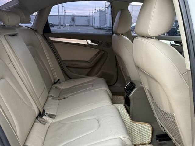 Белый Ауди А4, объемом двигателя 2 л и пробегом 271 тыс. км за 7500 $, фото 6 на Automoto.ua