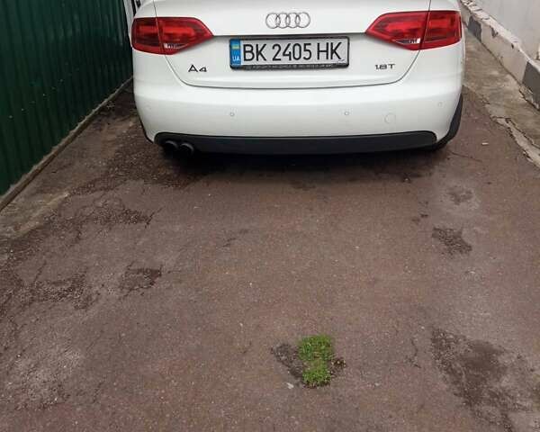 Белый Ауди А4, объемом двигателя 1.8 л и пробегом 238 тыс. км за 9700 $, фото 1 на Automoto.ua