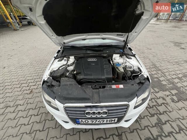 Ауди А4 2008 в Хмельницком на Automoto.ua Белый Ауди А4, объемом двигателя 1.97 л и пробегом 244 тыс. км за 8500 $, фото 11 на Automoto.ua