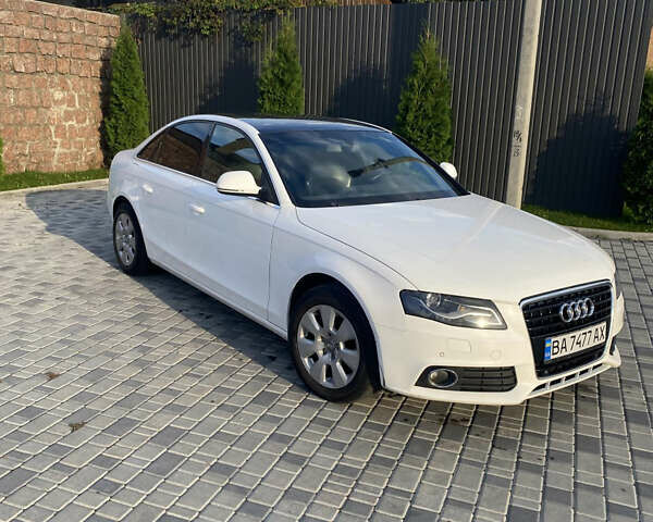 Белый Ауди А4, объемом двигателя 1.8 л и пробегом 264 тыс. км за 8500 $, фото 5 на Automoto.ua