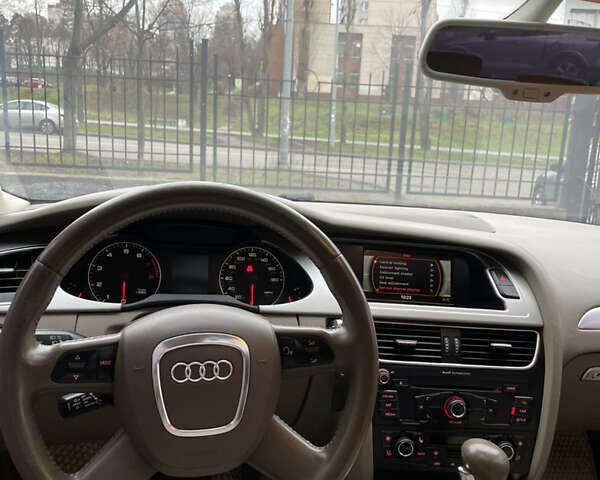 Белый Ауди А4, объемом двигателя 1.98 л и пробегом 274 тыс. км за 7499 $, фото 9 на Automoto.ua