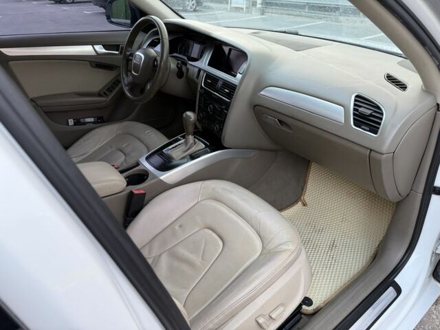 Белый Ауди А4, объемом двигателя 2 л и пробегом 271 тыс. км за 7500 $, фото 4 на Automoto.ua