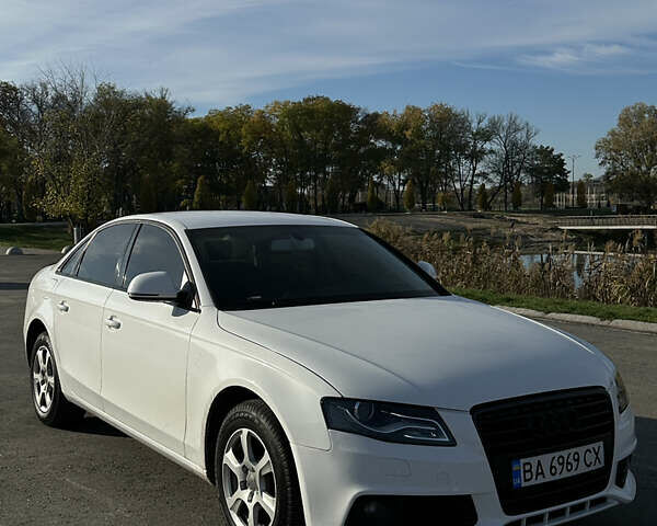 Ауди А4 2008 в Александрие на Automoto.ua Белый Ауди А4, объемом двигателя 1.8 л и пробегом 339 тыс. км за 7950 $, фото 19 на Automoto.ua