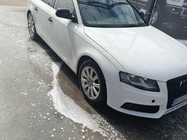 Білий Ауді А4, об'ємом двигуна 2 л та пробігом 270 тис. км за 7500 $, фото 8 на Automoto.ua