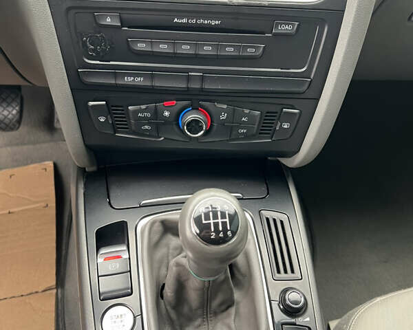 Ауди А4 2008 в Хмельницком на Automoto.ua Белый Ауди А4, объемом двигателя 1.97 л и пробегом 244 тыс. км за 8500 $, фото 12 на Automoto.ua