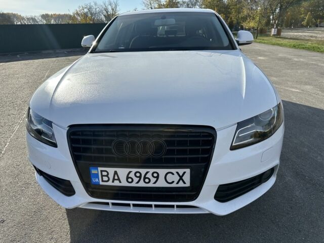 Ауди А4 2008 в Александрие на Automoto.ua Белый Ауди А4, объемом двигателя 1.8 л и пробегом 339 тыс. км за 8000 $, фото 4 на Automoto.ua