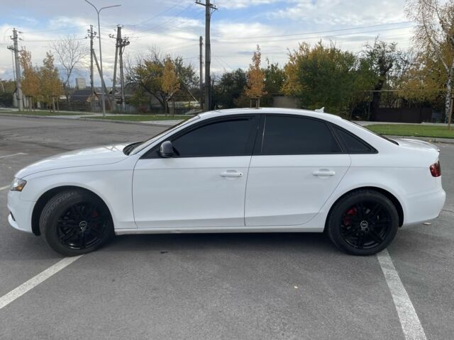 Белый Ауди А4, объемом двигателя 2 л и пробегом 298 тыс. км за 9900 $, фото 14 на Automoto.ua