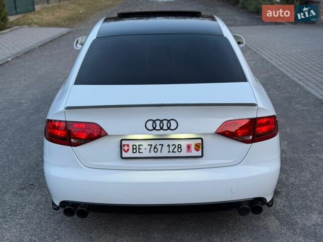 Белый Ауди А4, объемом двигателя 1.8 л и пробегом 231 тыс. км за 9500 $, фото 5 на Automoto.ua