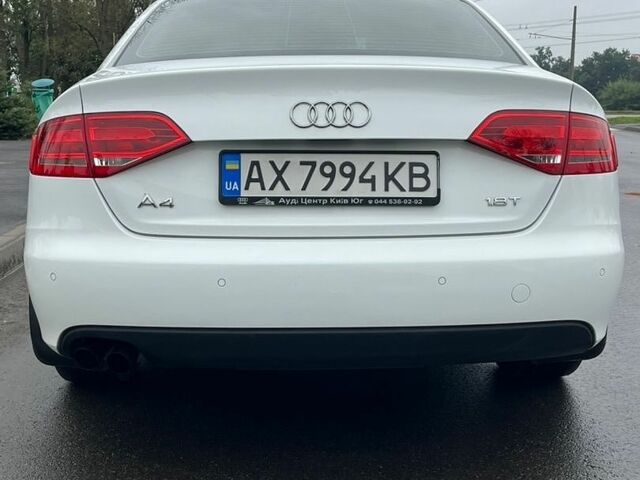 Белый Ауди А4, объемом двигателя 1.8 л и пробегом 226 тыс. км за 8100 $, фото 6 на Automoto.ua