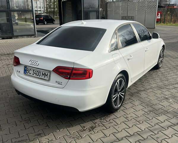 Білий Ауді А4, об'ємом двигуна 2 л та пробігом 280 тис. км за 8200 $, фото 18 на Automoto.ua