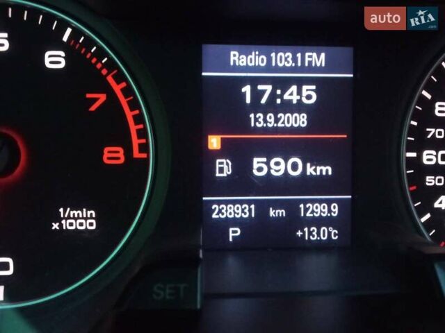 Белый Ауди А4, объемом двигателя 1.8 л и пробегом 238 тыс. км за 9700 $, фото 6 на Automoto.ua