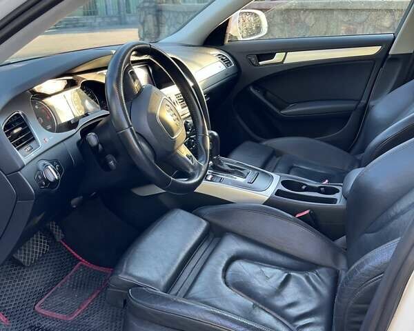 Білий Ауді А4, об'ємом двигуна 1.98 л та пробігом 227 тис. км за 7700 $, фото 25 на Automoto.ua
