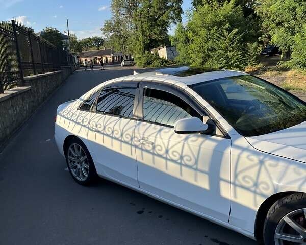 Білий Ауді А4, об'ємом двигуна 1.98 л та пробігом 227 тис. км за 7700 $, фото 8 на Automoto.ua