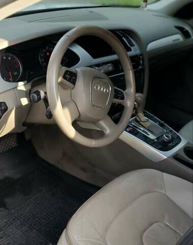 Белый Ауди А4, объемом двигателя 1.98 л и пробегом 260 тыс. км за 10500 $, фото 2 на Automoto.ua