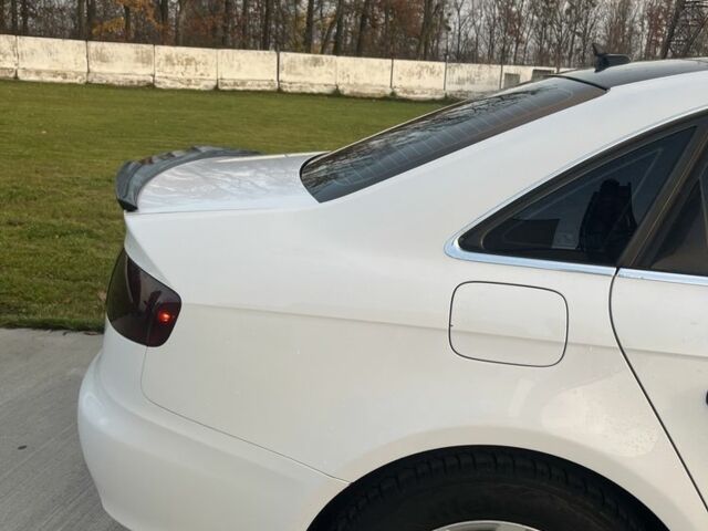 Білий Ауді А4, об'ємом двигуна 0 л та пробігом 270 тис. км за 7350 $, фото 8 на Automoto.ua