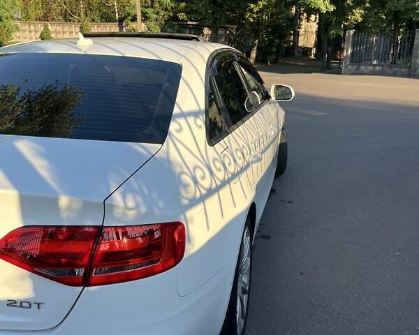 Білий Ауді А4, об'ємом двигуна 1.98 л та пробігом 227 тис. км за 7700 $, фото 14 на Automoto.ua