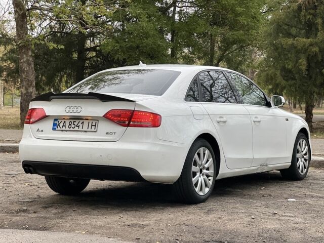 Белый Ауди А4, объемом двигателя 2 л и пробегом 295 тыс. км за 6700 $, фото 4 на Automoto.ua