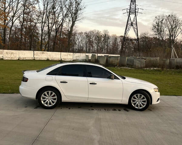 Білий Ауді А4, об'ємом двигуна 1.98 л та пробігом 270 тис. км за 7200 $, фото 7 на Automoto.ua