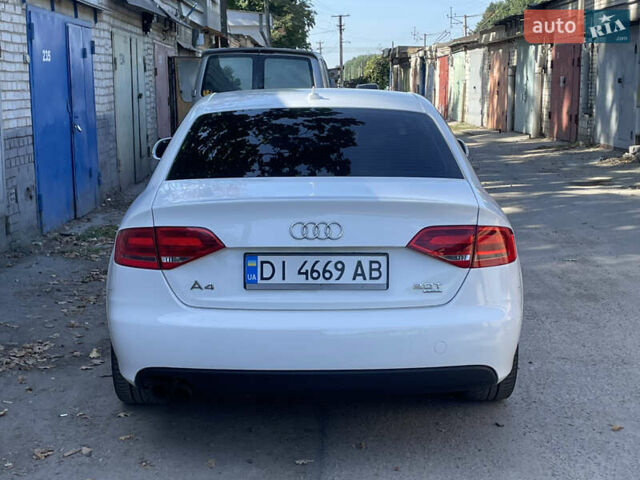 Белый Ауди А4, объемом двигателя 1.98 л и пробегом 236 тыс. км за 8400 $, фото 6 на Automoto.ua