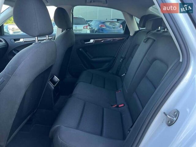 Белый Ауди А4, объемом двигателя 1.8 л и пробегом 132 тыс. км за 7000 $, фото 24 на Automoto.ua