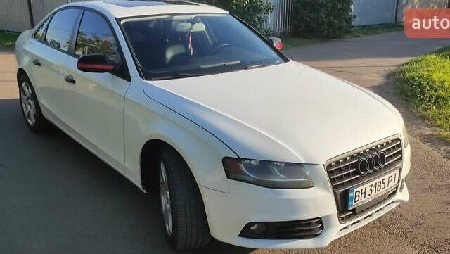 Белый Ауди А4, объемом двигателя 2 л и пробегом 250 тыс. км за 8350 $, фото 6 на Automoto.ua