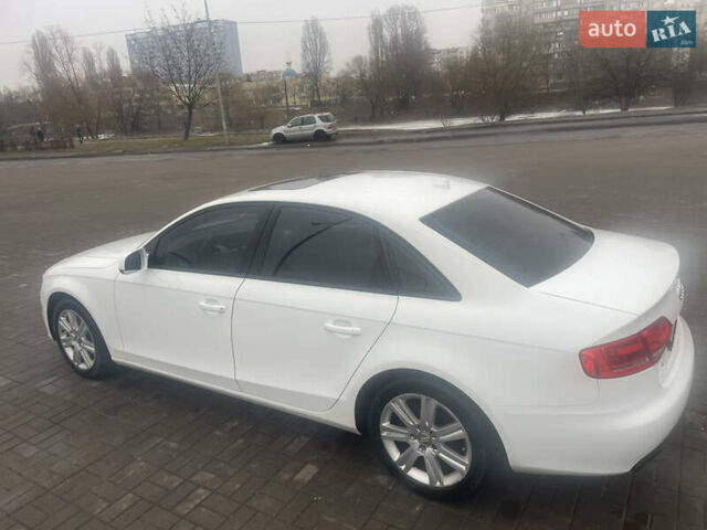 Ауді А4 2010 у Києві на Automoto.ua Білий Ауді А4, об'ємом двигуна 1.98 л та пробігом 253 тис. км за 10300 $, фото 7 на Automoto.ua