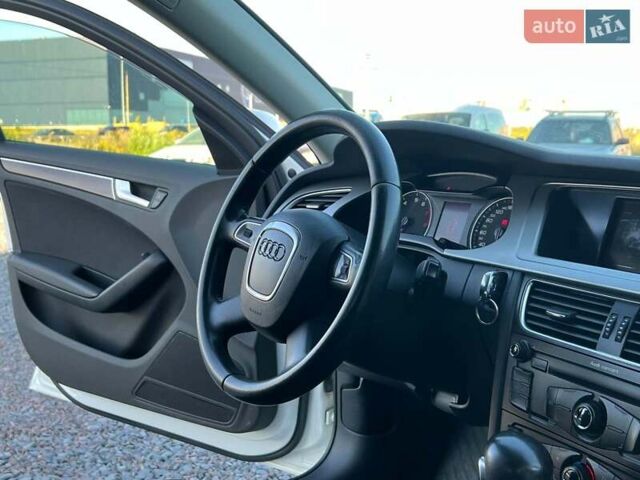 Білий Ауді А4, об'ємом двигуна 1.8 л та пробігом 132 тис. км за 8940 $, фото 37 на Automoto.ua